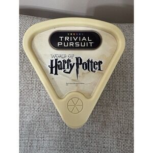 Harry Potter Trivial‎ Pursuit Game 2009 Cards Die Dice Case Hasbro {A}